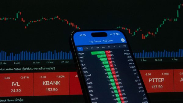 Investing in Schwab Stock: Proven Strategy for Growth